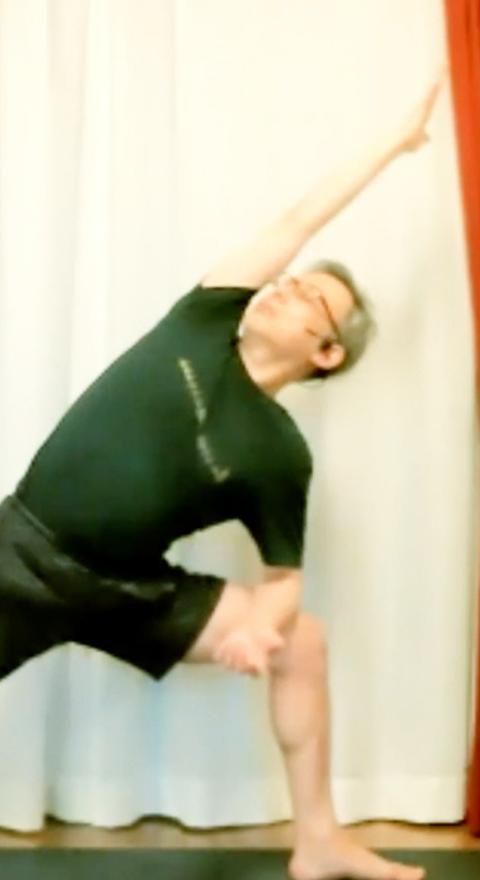 <21/4/19開催クラス>ヨガアライメントI(60分)/ ヤスシ