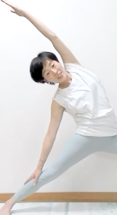 ＜21/5/26開催クラス＞ ゆったりヨガフロー