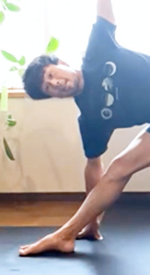 <21/6/30開催クラス>アヌサラヨガ II(60分)/マサ