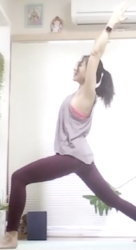 ＜21/11/7開催クラス＞ヨガフロー I